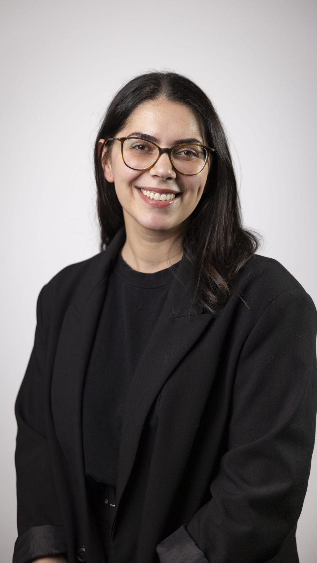 Portrait de Konstantina Patras, responsable opérationnelle de formation à l'AVEAS